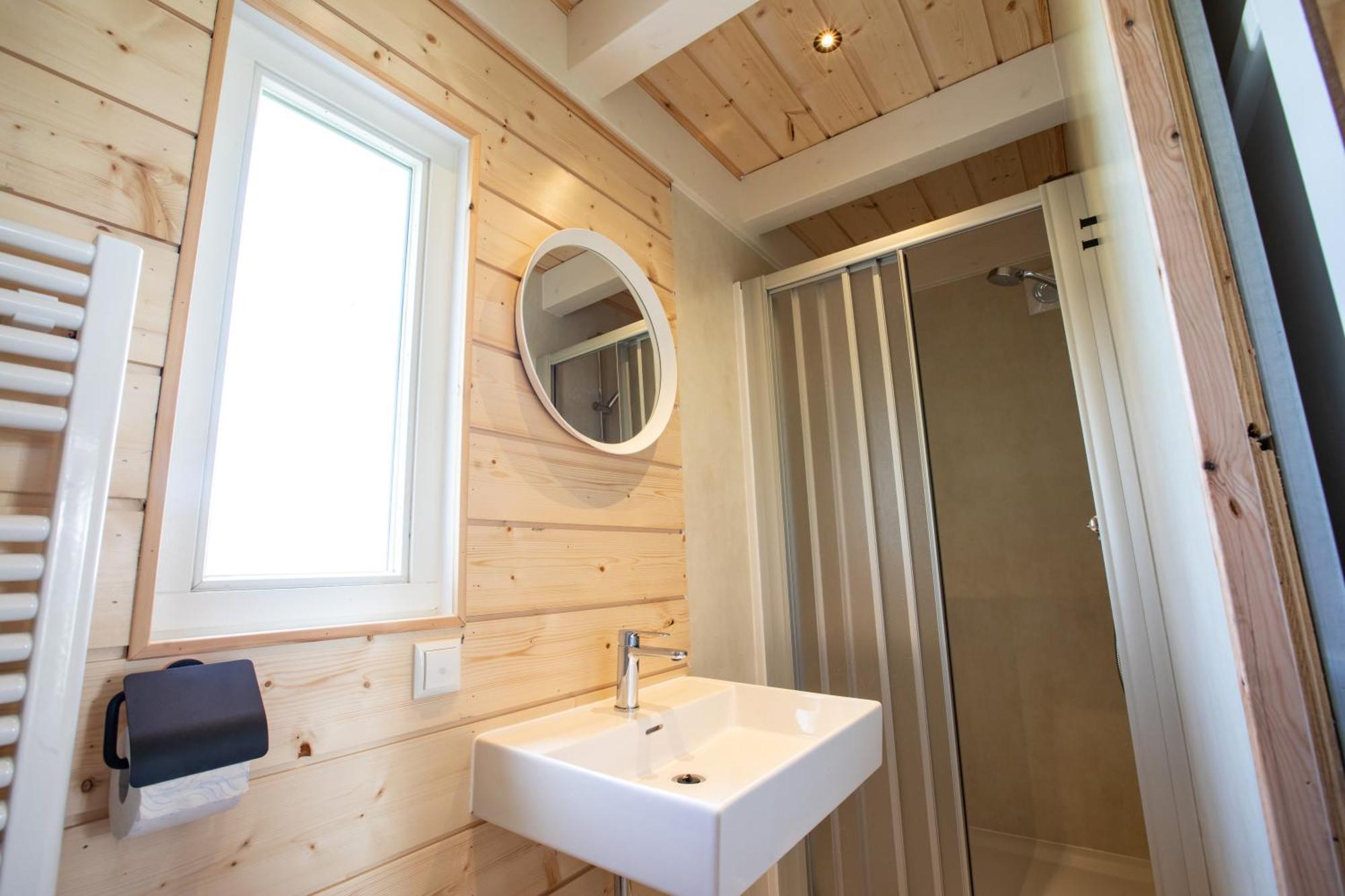 Tiny House - Optioneel Met Hottub Leilighet Dokkum Eksteriør bilde